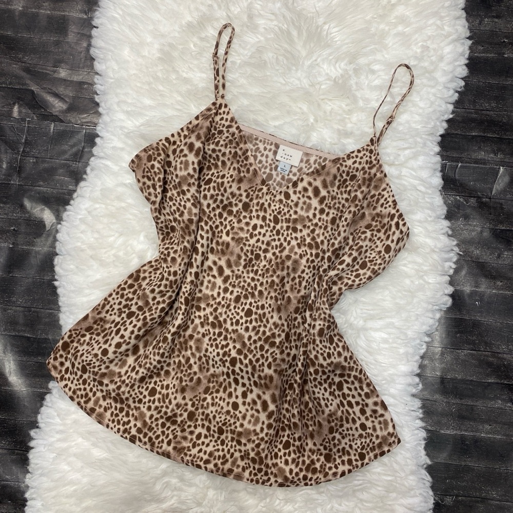 A NEW DAY ANIMAL PRINT CAMI TANK TOP ADJUSTABLE STRAPS Y2K SPRING BOHO OFFICE